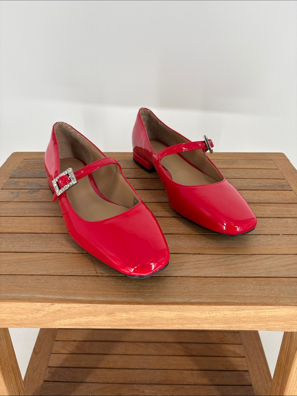 New On 34th women’s Red Patent Mary Jane Flats with Buckle size 6 M